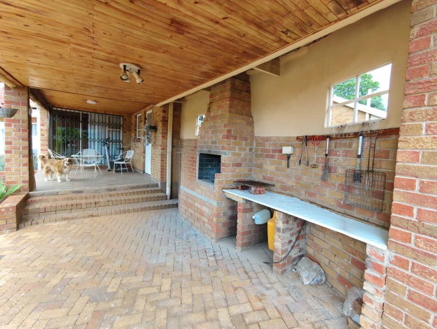 3 Bedroom Property for Sale in Pellissier Free State